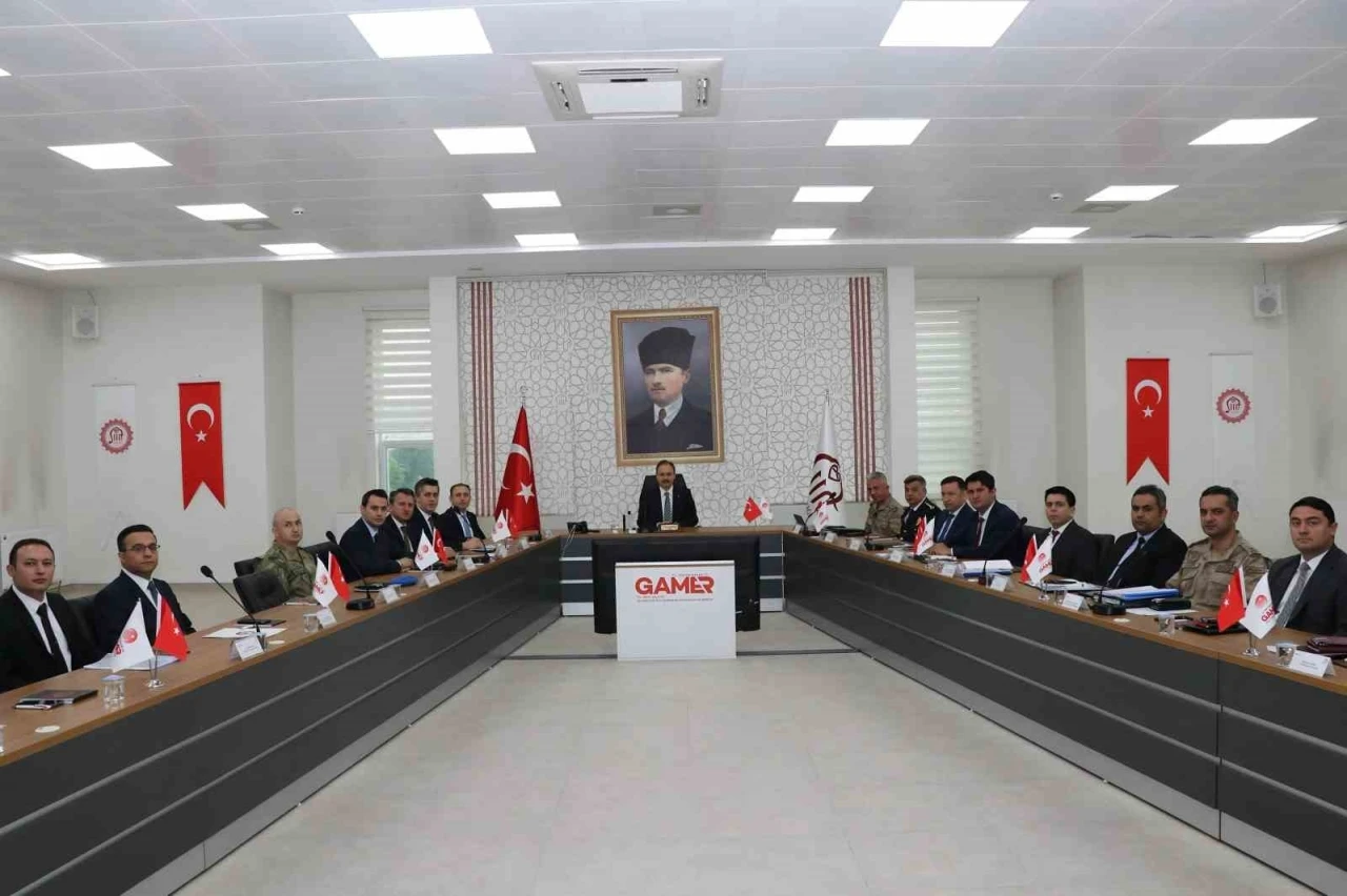 Teröre, Suça ve Kaçakçılığa Geçit Yok: Nisan Ayında Yoğun Güvenlik Hareketliliği