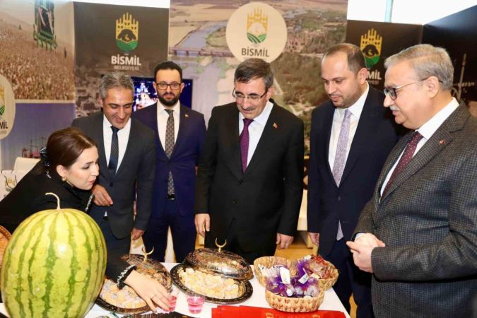 Yılmaz, Diyarbakır Tanıtım Günleri'nde Halkın Kalbini Kazandı
