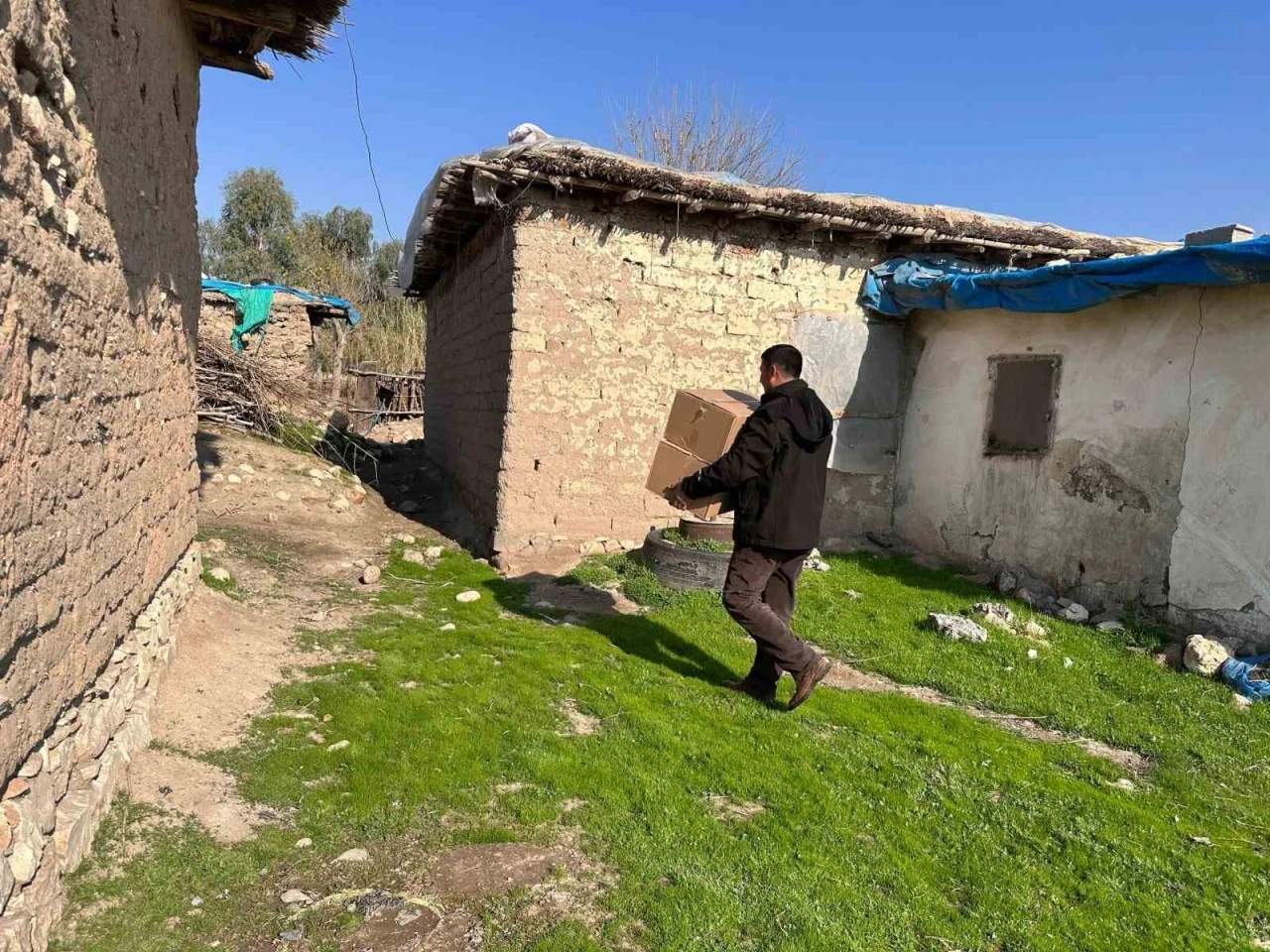 350 Aileye Ramazan Kolisi Dağıtıldı