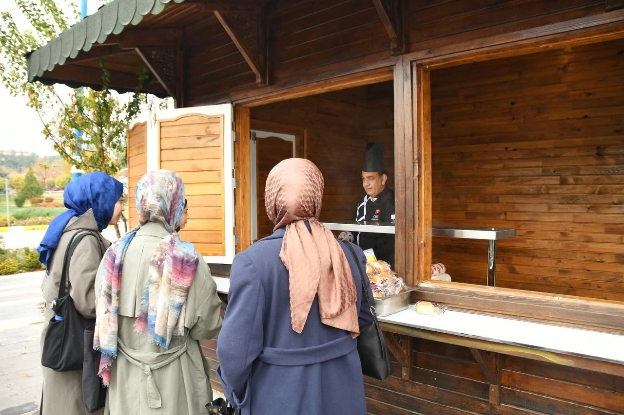 Üniversitesi’nde Hafta İçi Her Gün Ücretsiz Çorba İkramı Başladı