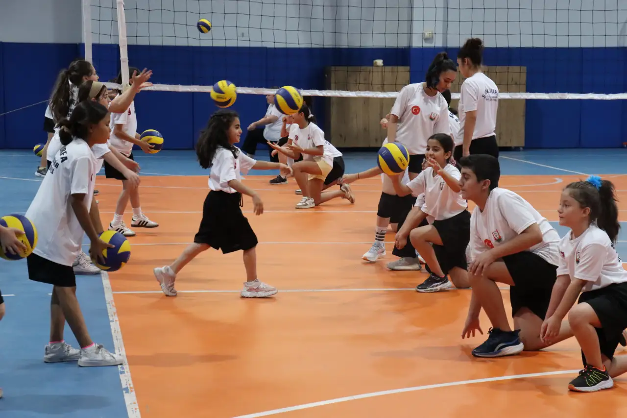 Şanlıurfa’da Kız Çocukları Sporla Geleceğe Hazırlanıyor