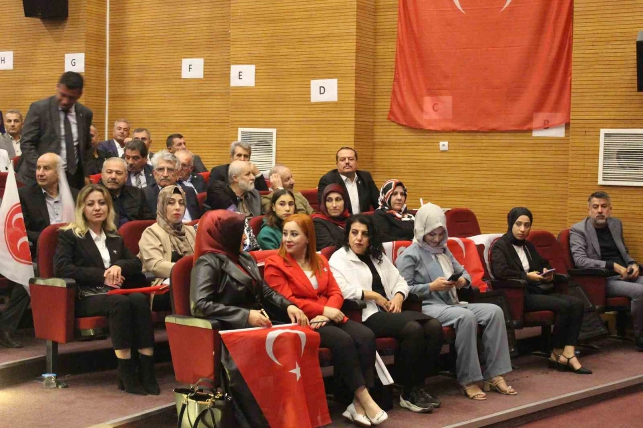 MHP “Bir ve Birlikte Hilal’e Doğru” Türkiye Toplantısı Gerçekleştirildi