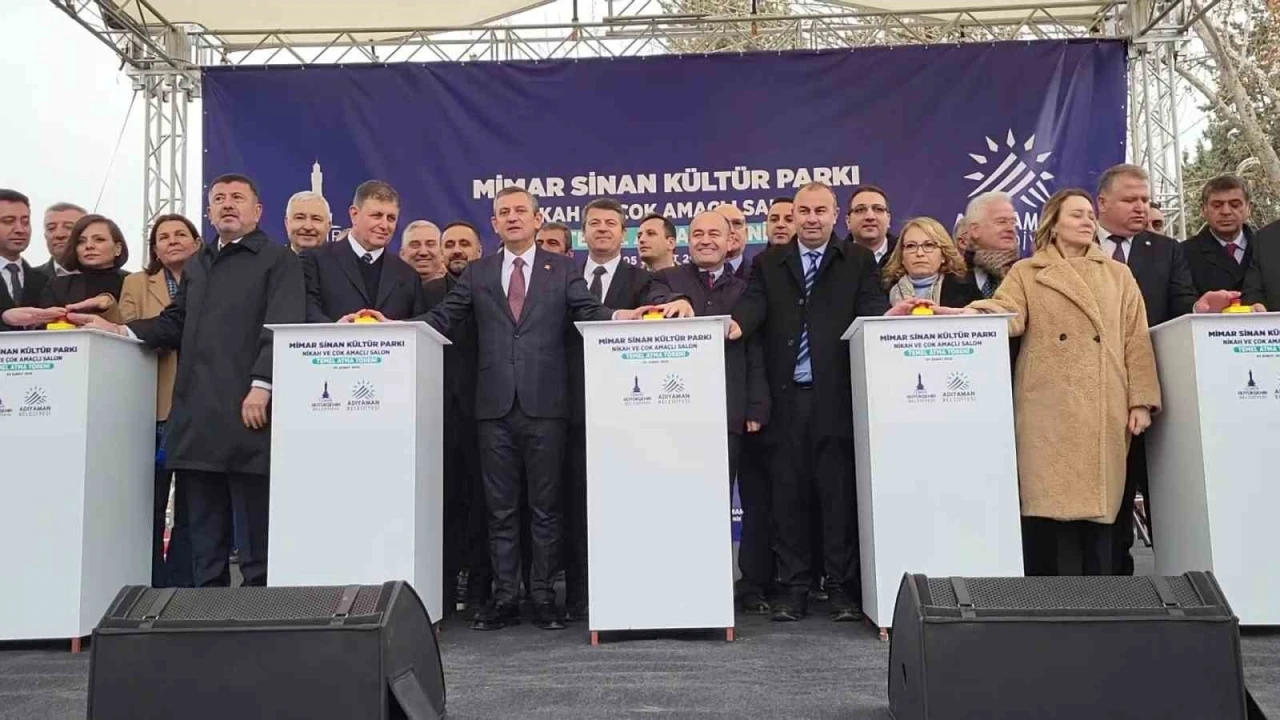 CHP Genel Başkanı Özgür Özel, Nikah Salonunun Temelini Attı