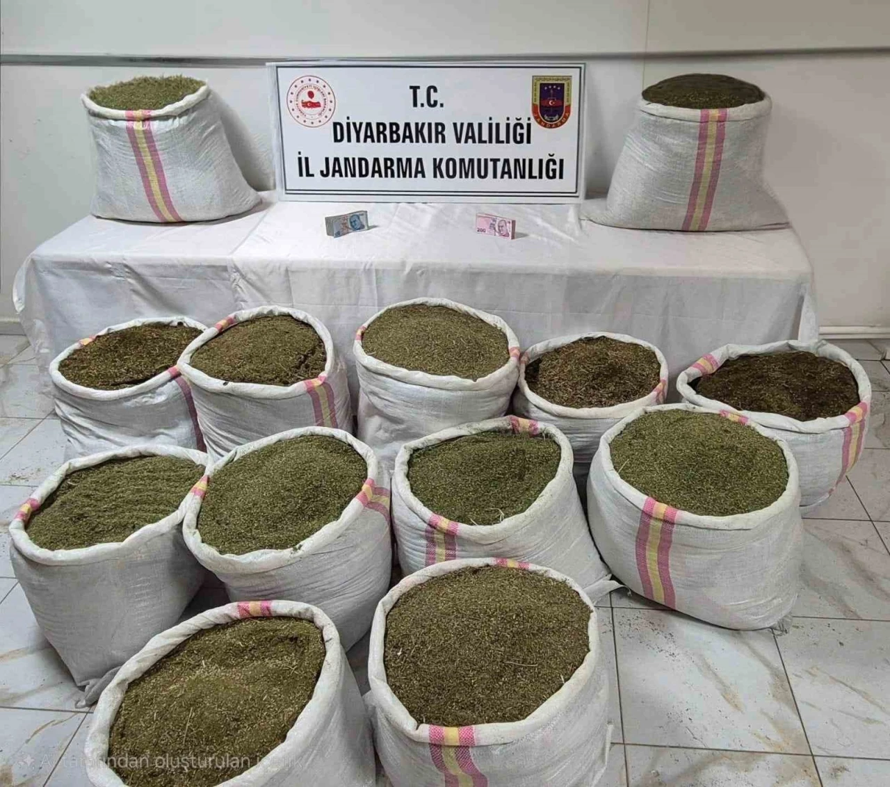 Hazro İlçesinde 320 Kilo Toz Esrar Ele Geçirildi