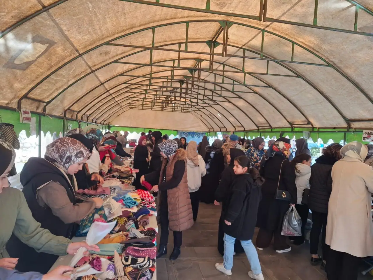 SİVEREK’TEN GAZZE’YE GÖNÜL KÖPRÜSÜ: LEZGO PARKI’NDA DAYANIŞMA RÜZGARI ESTİ