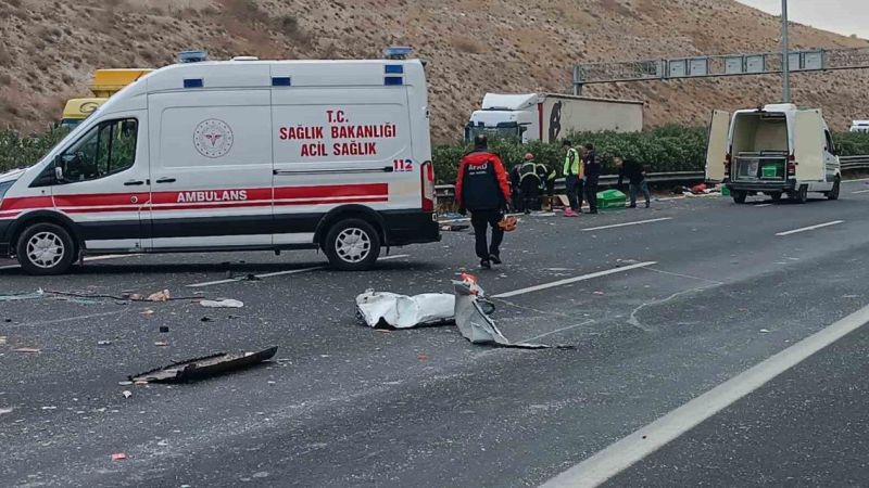 Gaziantep Otoban Kazası 5 Ölü, 17 Yaralı
