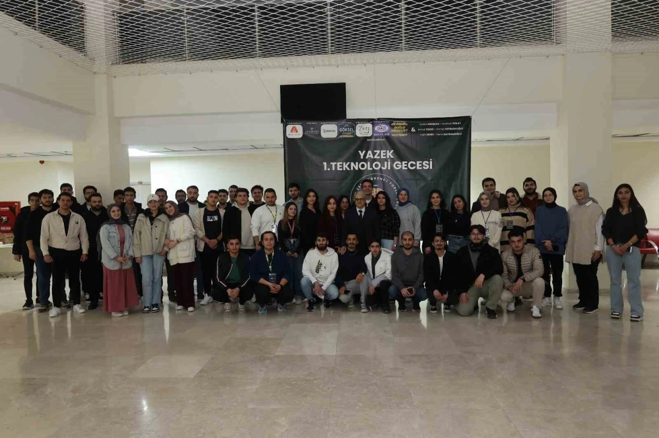 YAZEK 1. Teknoloji Gecesi: Gece Boyunca Süren Teknoloji Maratonu