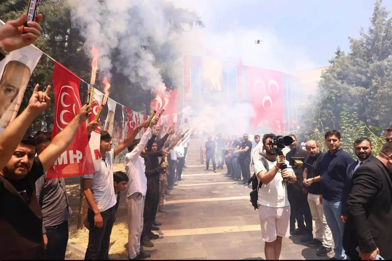 Özyavuz, Diyarbakır Kayapınar Kongresinde Birlik ve Kardeşlik Mesajı Verdi