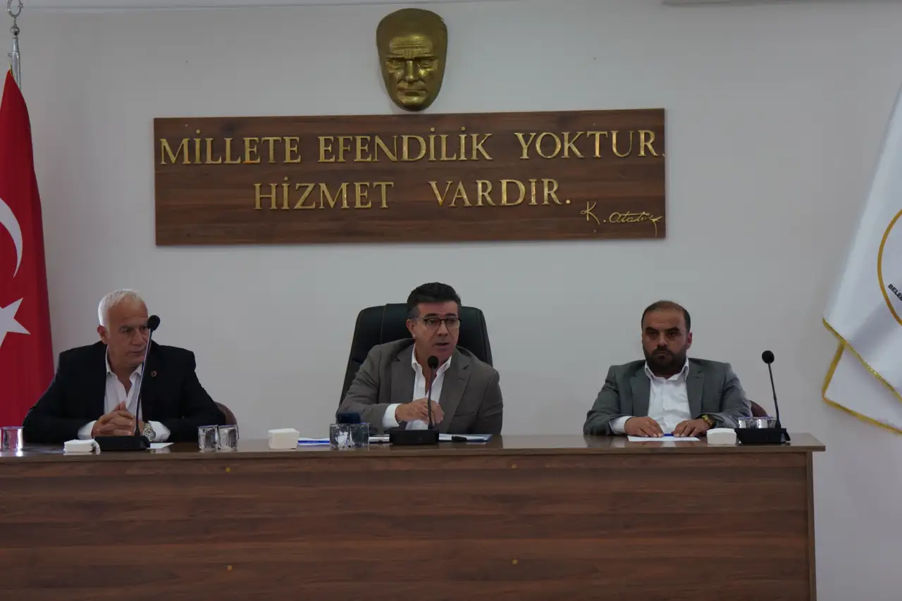 Bucak: "Halkımızın Parasını Faizin Faizine Ödemeyeceğiz!"
