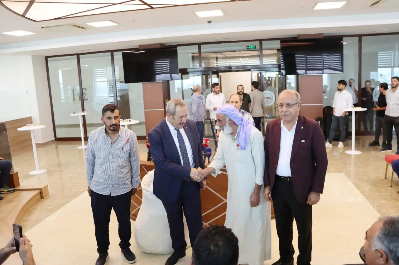 Şanlıurfa’da “Beyaz Altın” 1.250 TL’den Alıcı Buldu