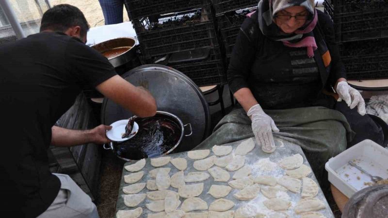Bağ Bozumu Sonrası "Kahk Tatlısı" Rüzgarı