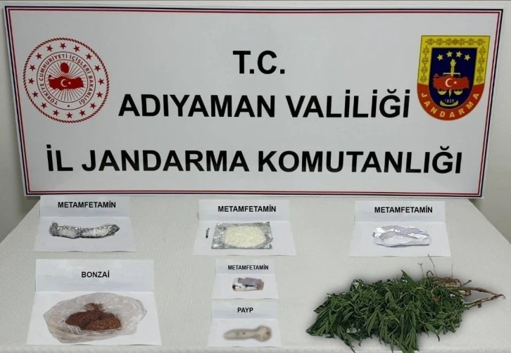 Jandarma Uyuşturucu Tacirlerine Göz Açtırmıyor