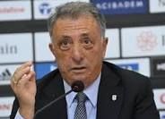 Beşiktaş Kulübü Başkanı Ahmet Nur Çebi, Takımla Vedalaştı