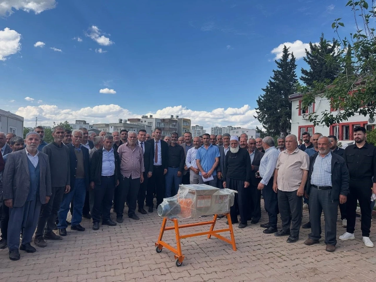 Çiftçilere Büyük Destek: 99 Üzüm Sıkma Makinesi Dağıtıldı