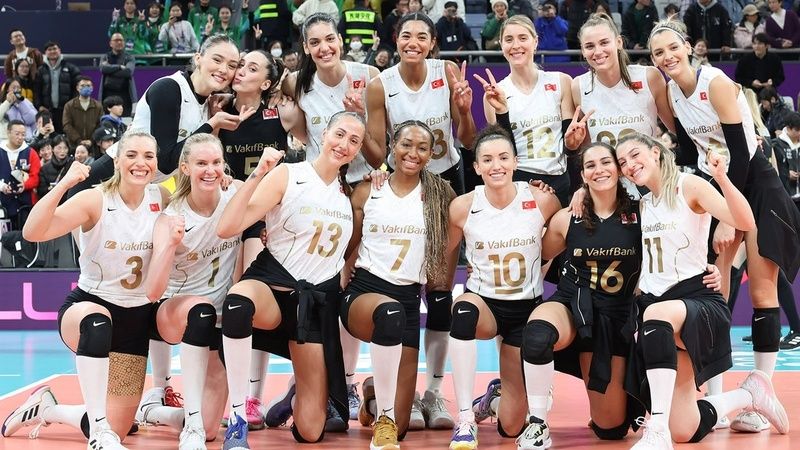 Tarihi Maç Eczacıbaşı Dynavit,'in