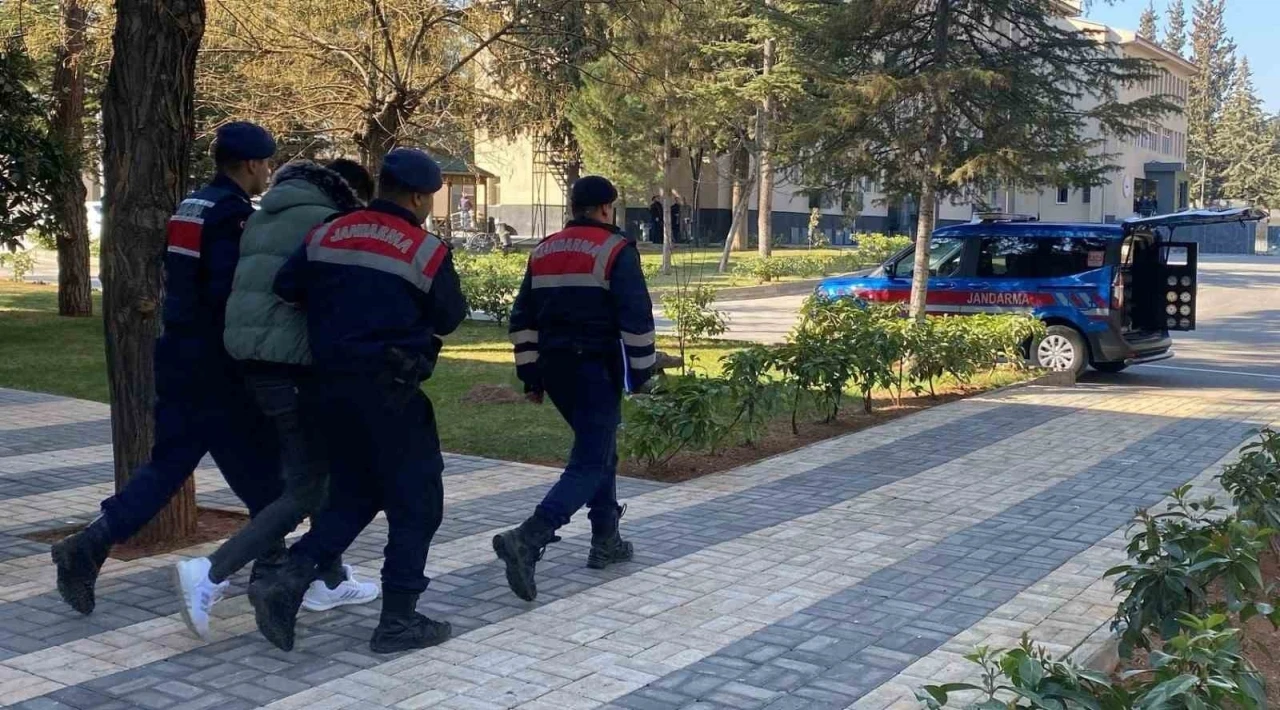 PKK/KCK-PYD/YPG Üyesi 2 Şahıs Yakalandı