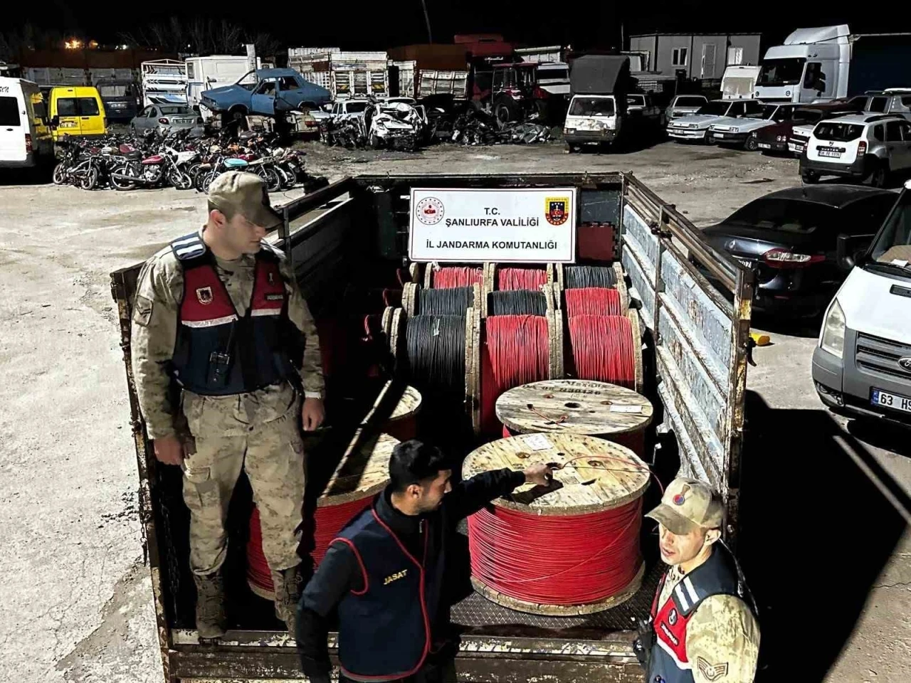 Şanlıurfa'da 6 Milyon TL'lik Elektrik Kablo Hırsızlığına Operasyon