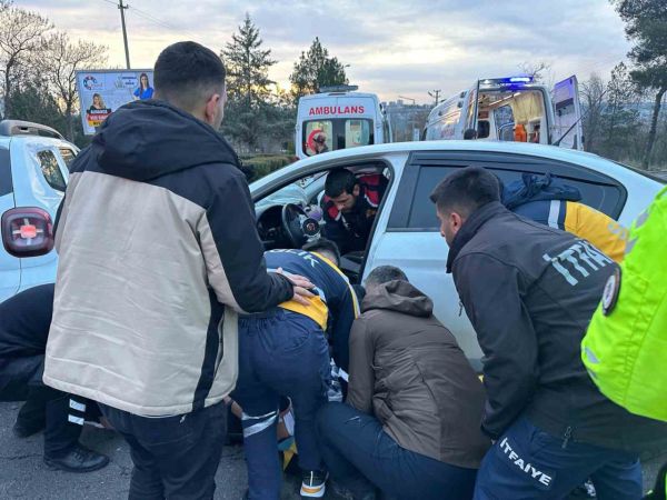 Yerleşkesinde Trafik Kazası