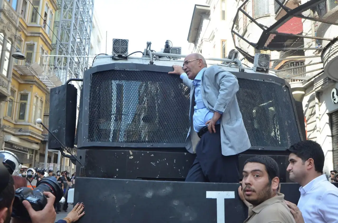 Yapay Zeka Dolandırıcılarının Son Hedefi Şanlıurfa Milletvekili Mahmut Tanal