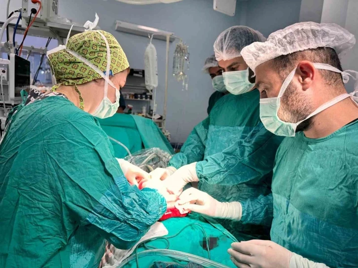 İlk Kez Kemoterapi Portu Başarıyla Takıldı