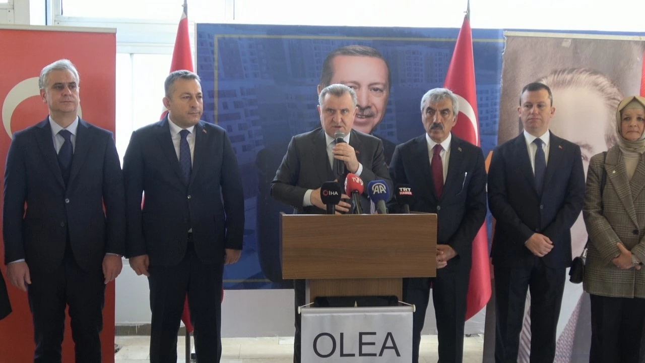 Gençlik ve Spor Bakanı Osman Aşkın Bak: "Kredi Yurtlar Kurumu Olarak 1 Milyondan Fazla Depremzedeyi Misafir Ettik"
