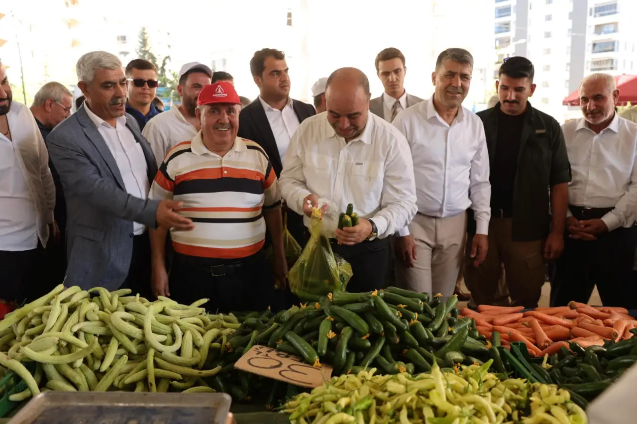 Modern Kapalı Semt Pazarı Hizmete Açıldı
