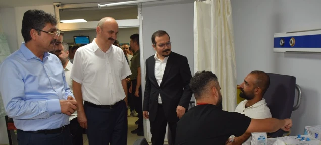 Ekrem Canalp'ten Hastane ve Esnaf Ziyaretleri