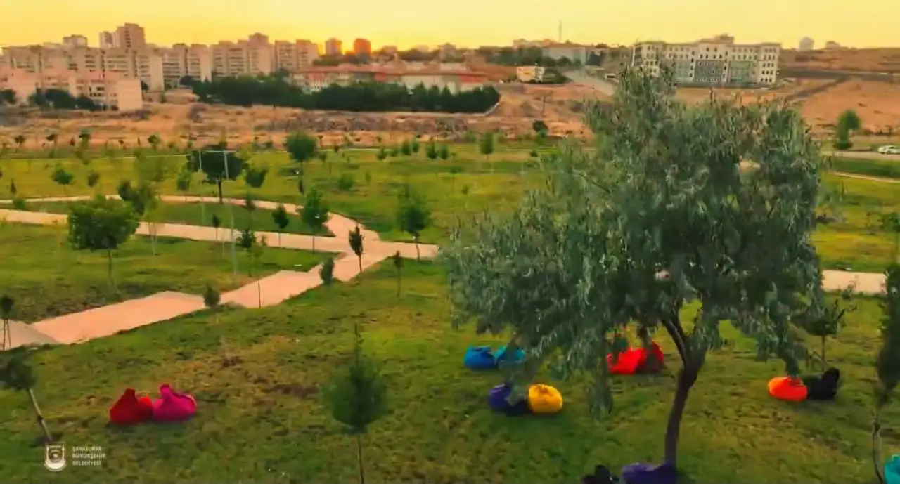 Siverek Vadi Park Sosyal Tesisi Misafirlerini Doğa ve Lezzetle Buluşturuyor