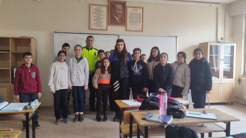 Polis Mesleği Gençlere Tanıtıldı