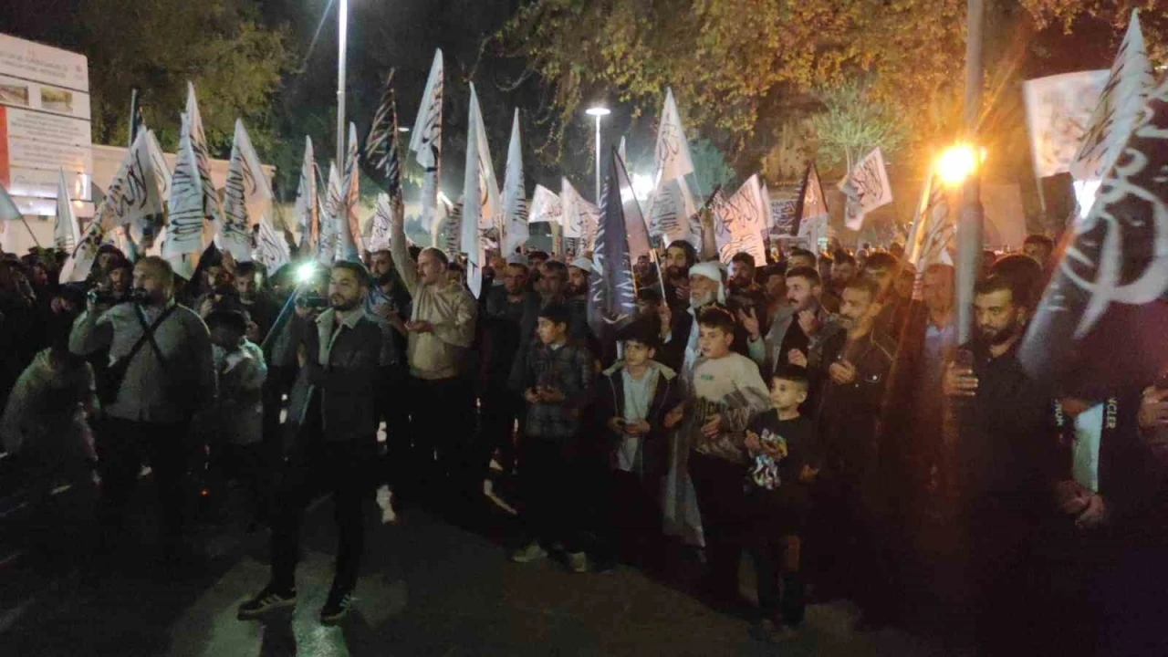 Binlerce Kişi Gazze Halkı İçin Dua Etti