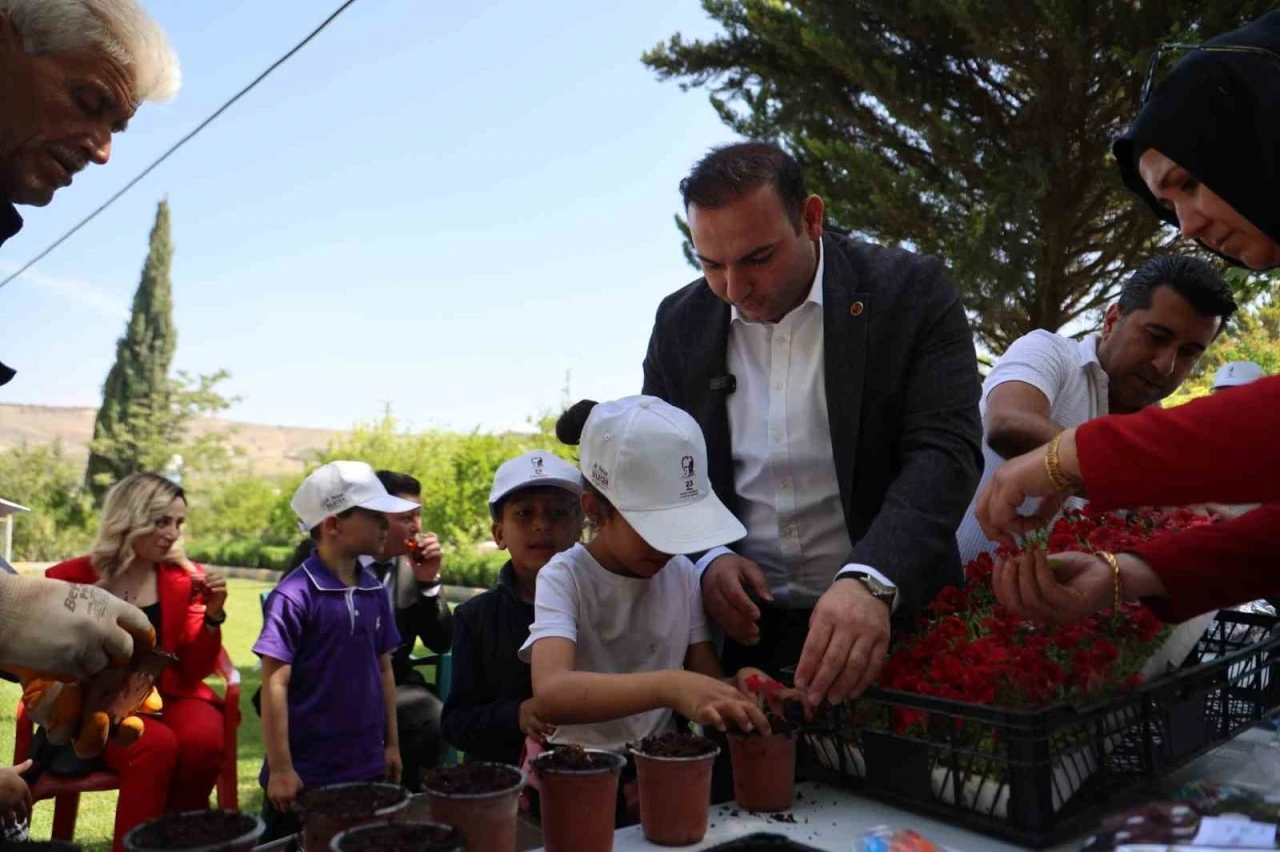 Bilecen’den Miniklere Sürpriz: Serada Doğa ve Neşe Buluştu