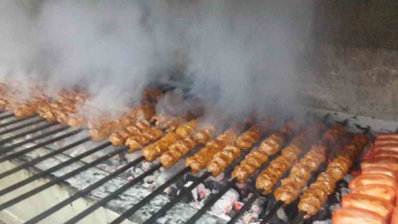 Ateşin Keşfi ve Kebabın İnsanlık Tarihindeki Önemi
