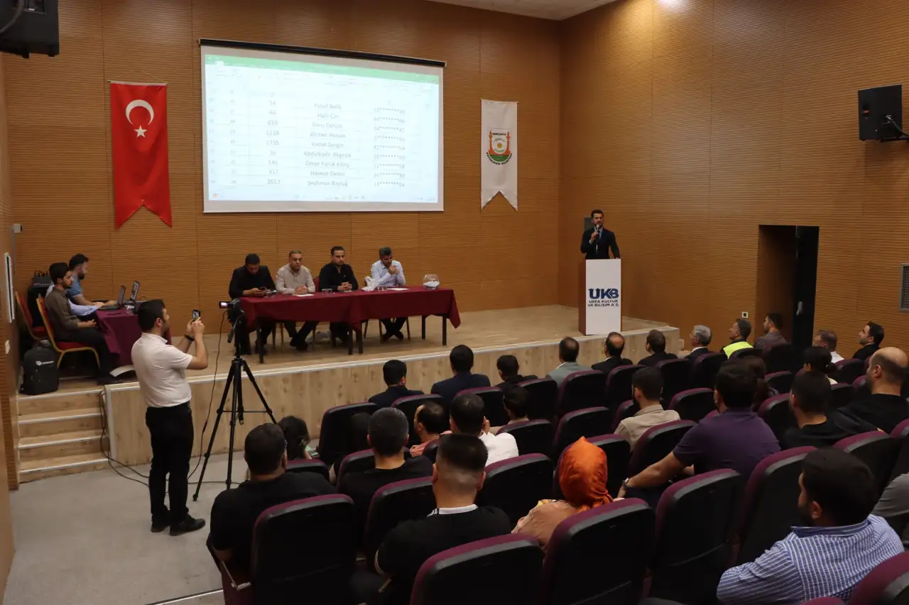 Şanlıurfa'da Binlerce Kişinin Umudu Cam Fanusta