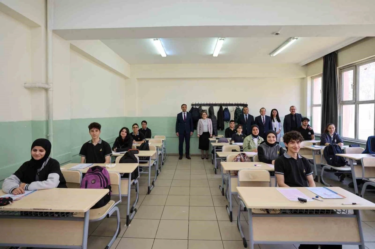 Büyükşehir, Öğrencileri Geleceğe Hazırlıyor
