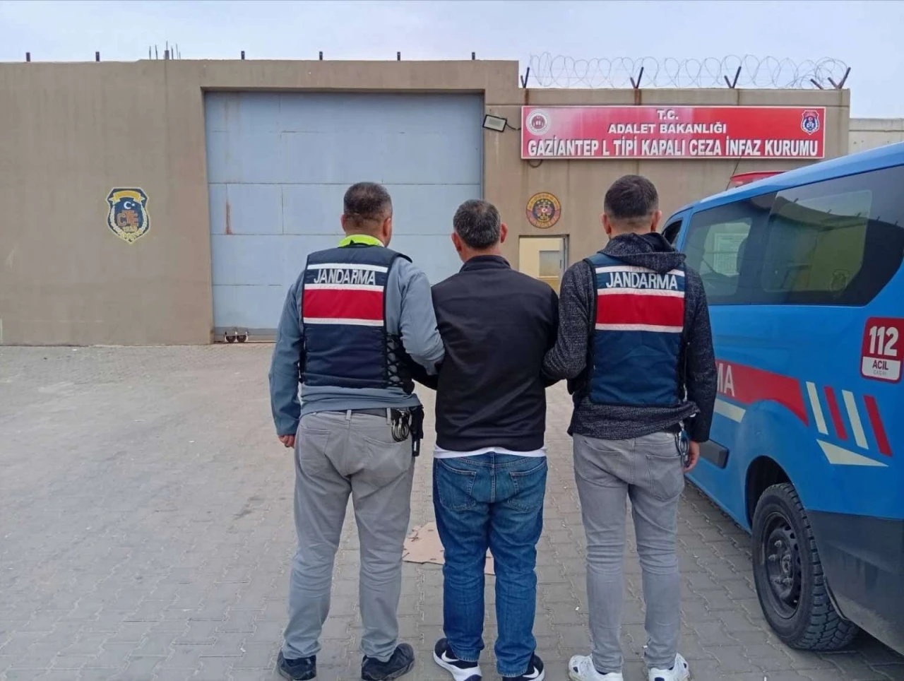 Adalet Yerini Buldu: Kasten Öldürme Suçundan Aranan Firari Yakalandı