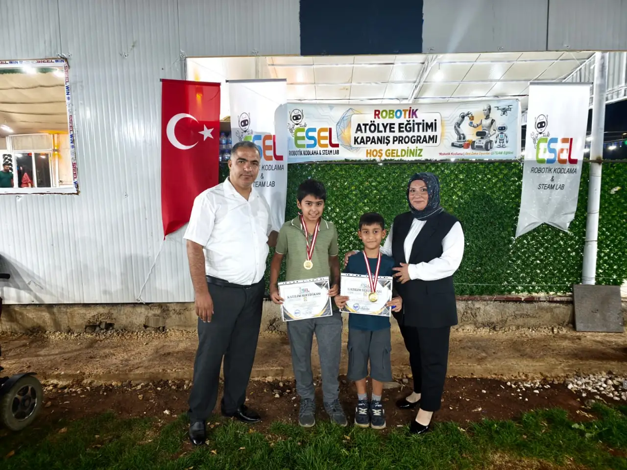 Siverek’te Geleceğin Mucitleri Sertifikalarını Aldı