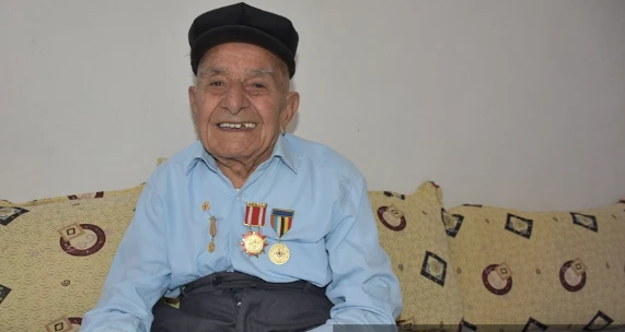 Kore Gazisi Hasan Elalmış, Savaş Anılarını Unutamıyor