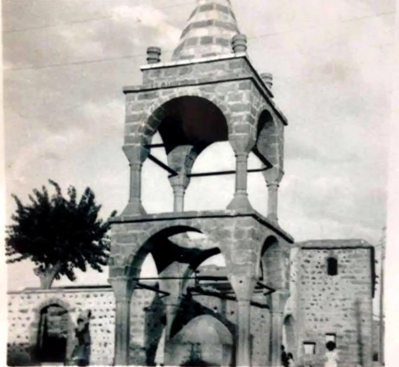Siverek’te Mimari Miras Tarihi Hacı Piyar Çeşmesi