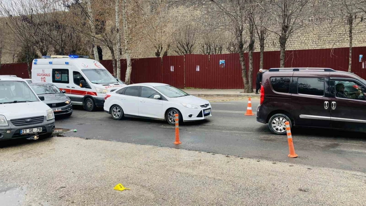 Cadde Ortasında Silahlı Saldırı