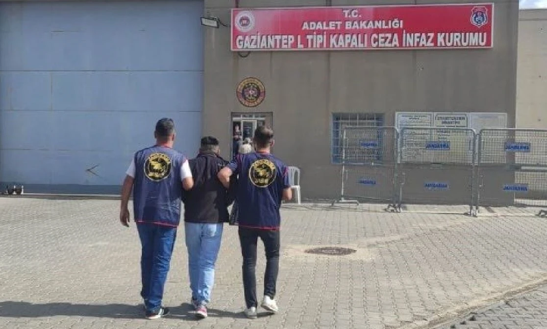 Kaçak Şahıslar Jandarmanın Operasyonuyla Yakalandı