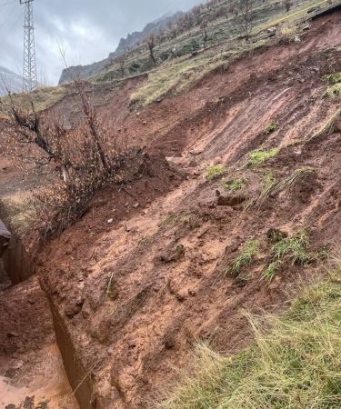 Öğretmen Lojmanı Sağanak Yağışın Ardından Çamur Altında