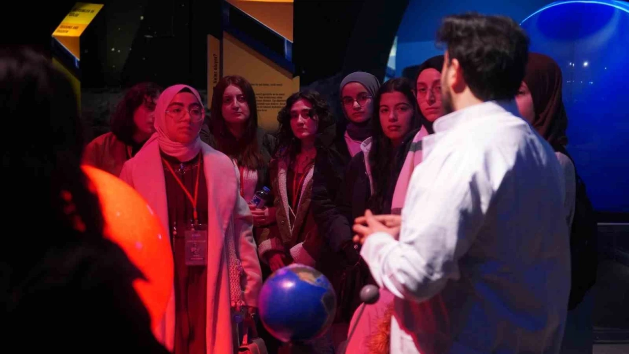 Bilim Merkezi, Türkiye’nin Dört Bir Yanından 140 Öğrenciyi Ağırladı