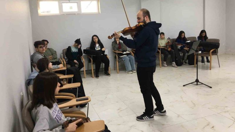 konservatuar eğitimleri devam ediyor