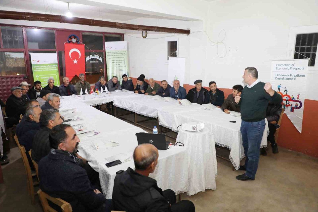 Yönelik Eğitim Toplantısı Düzenlendi