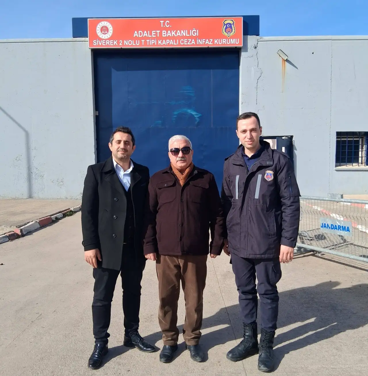 Siverek’te Edebiyatın Gücü: Yazar Hasan Baydilli "Kader Mahkumları" ile Buluştu!
