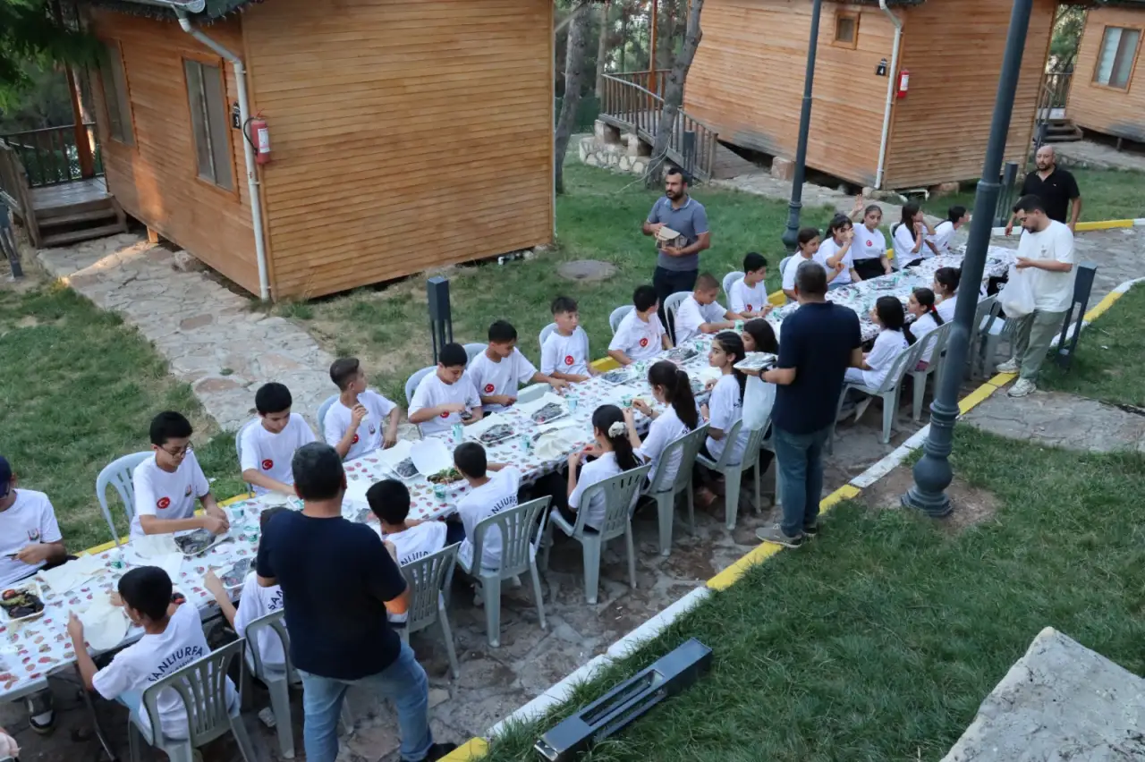 Şanlıurfa'da "Doğanın Kâşifleri" Yaz Kampı Çocuklara Unutulmaz Bir Deneyim Sunuyor