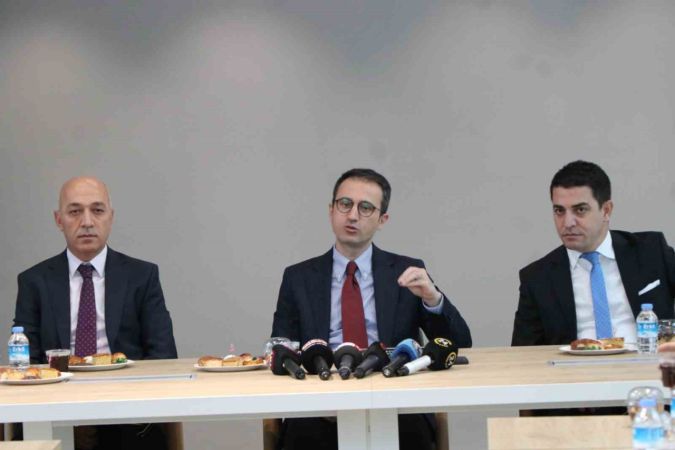 Modern Millet Kıraathanesi Açılıyor