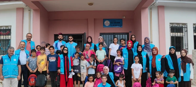 Depremzede Öğrencilere Kırtasiye Desteği Sağlandı