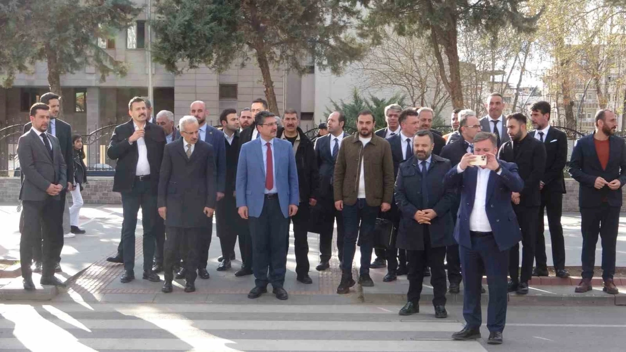 Bakan Uraloğlu, Vatandaşlarla Buluştu