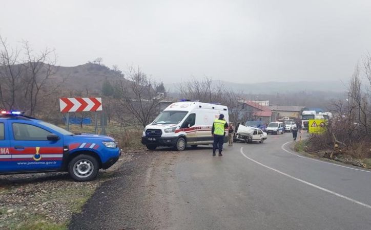 Korkutan Trafik Kazası: 4 Yaralı